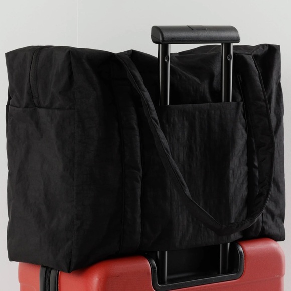 NWT BAGGU BLACK Cloud Carry-on - Picture 3 of 6